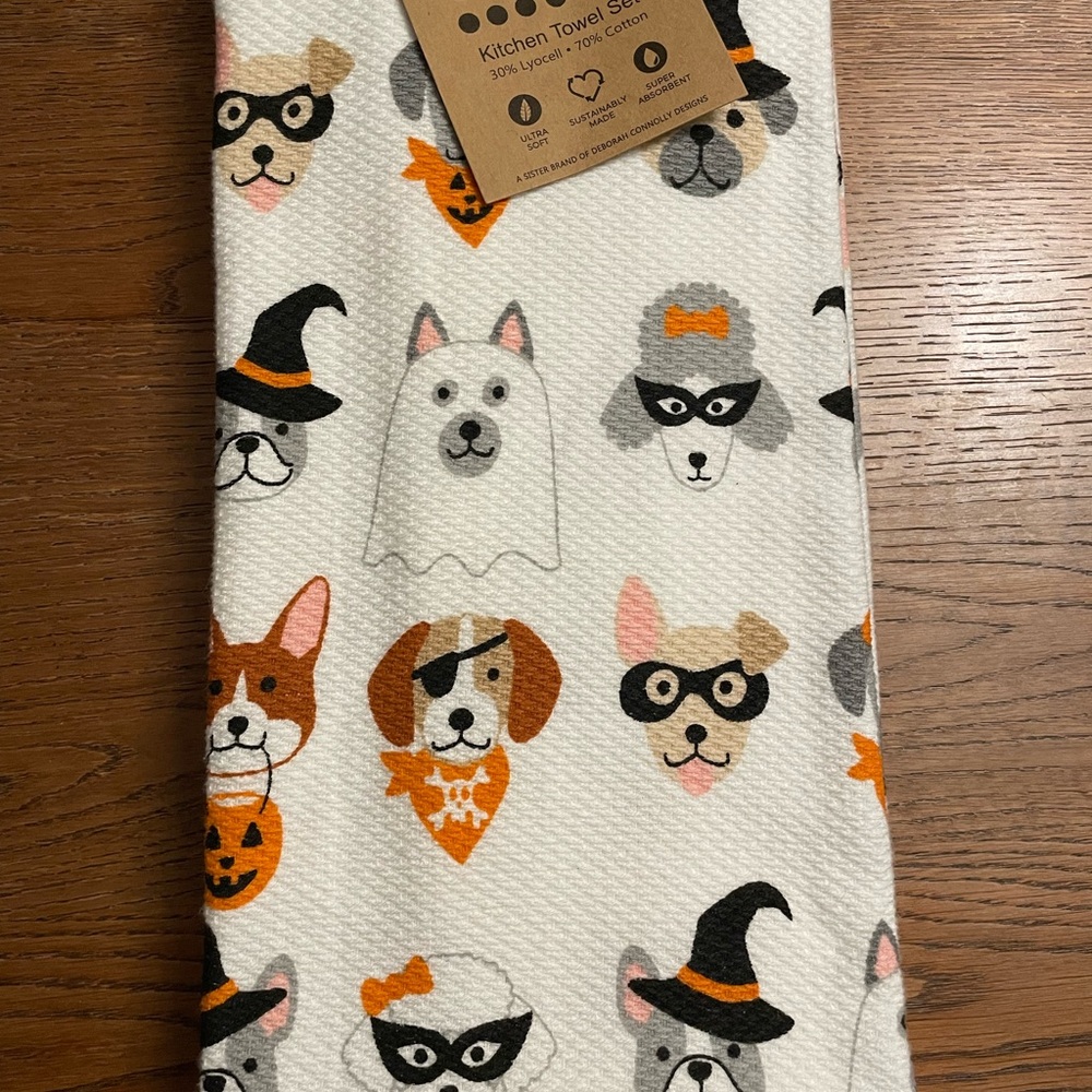 NWT Casaba Halloween Dog Kitchen Towels Set of 3 Towels NEW